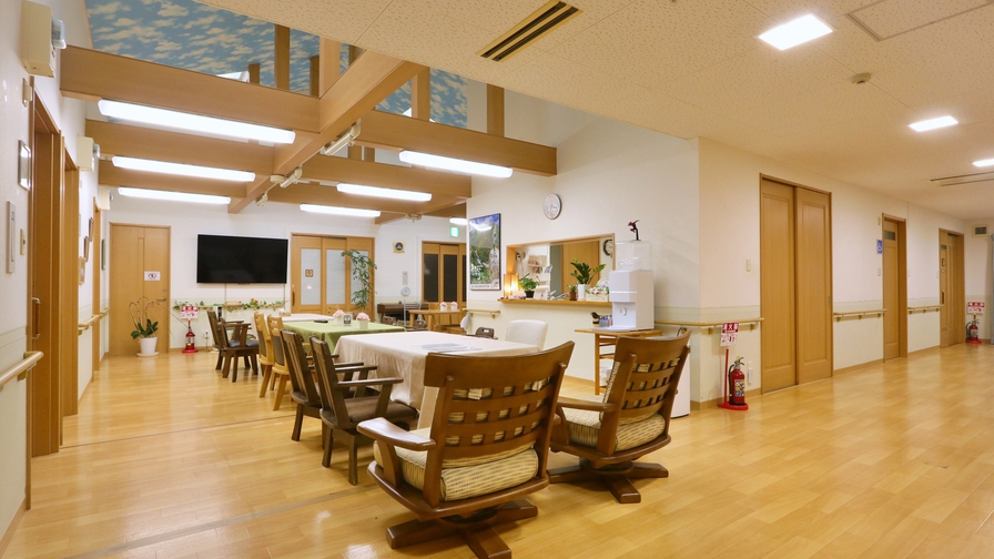 【ファミリー・グループ限定★半棟まるごと貸切】平屋の片側ホールをプライベート別荘に♪