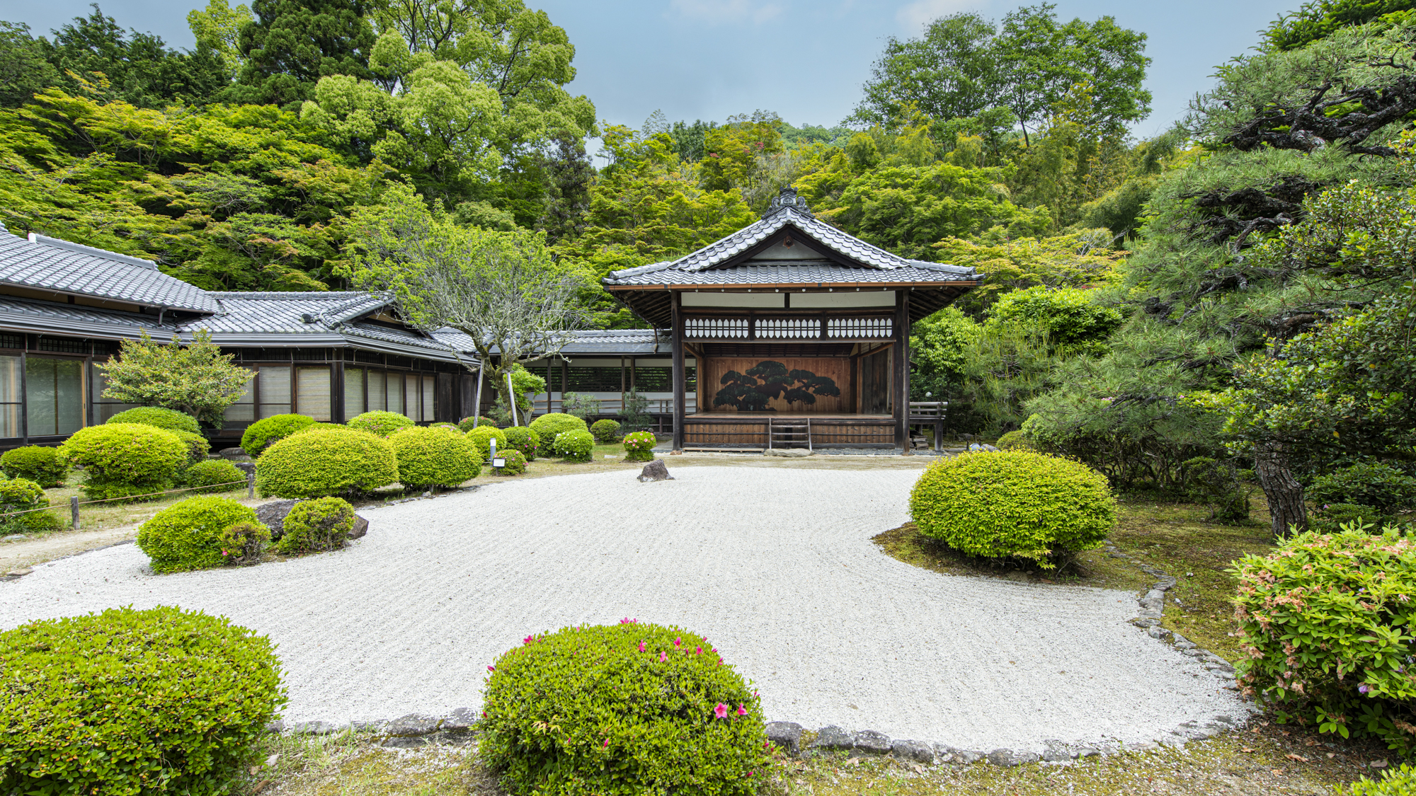 能舞台・日本庭園