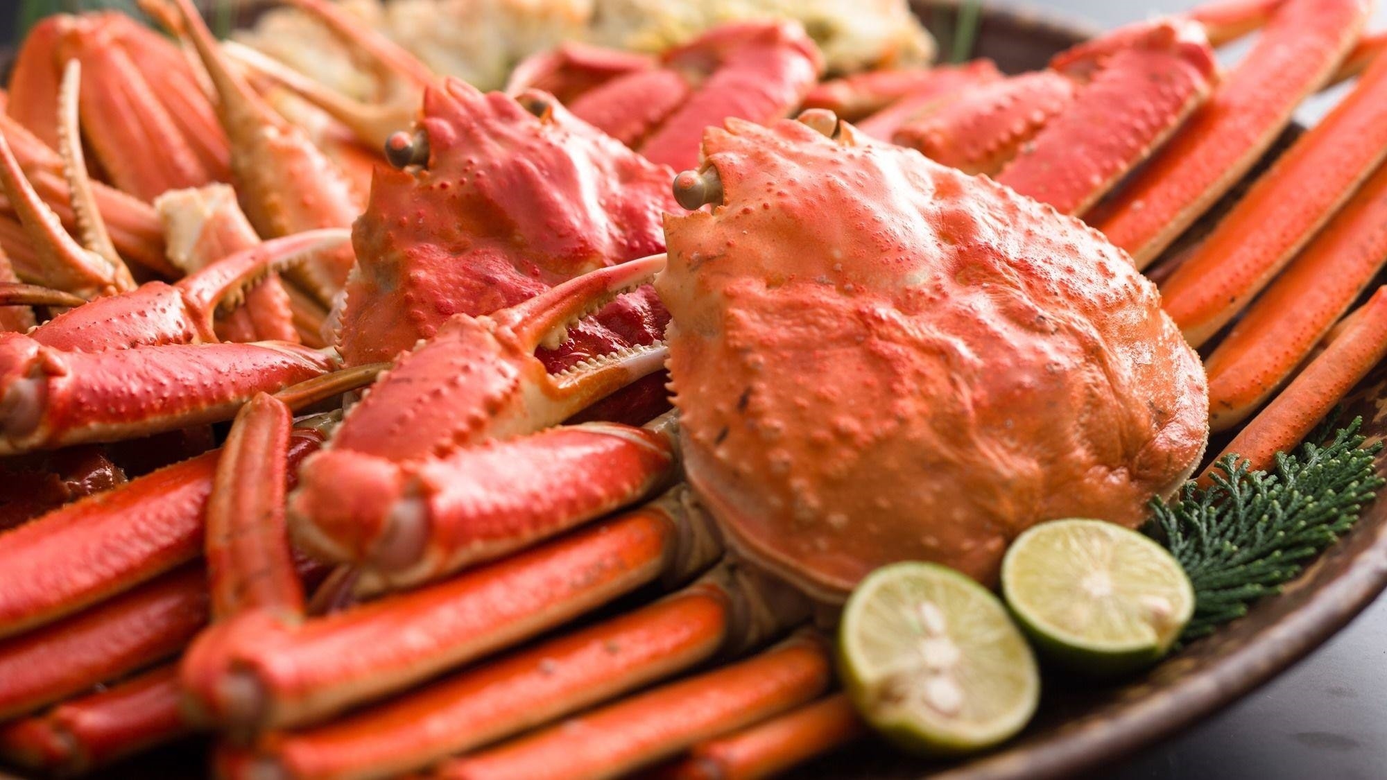 【期間限定★人数に応じて無料でゆでがに1〜2杯付！】但馬牛すき焼き又はしゃぶしゃぶコース★