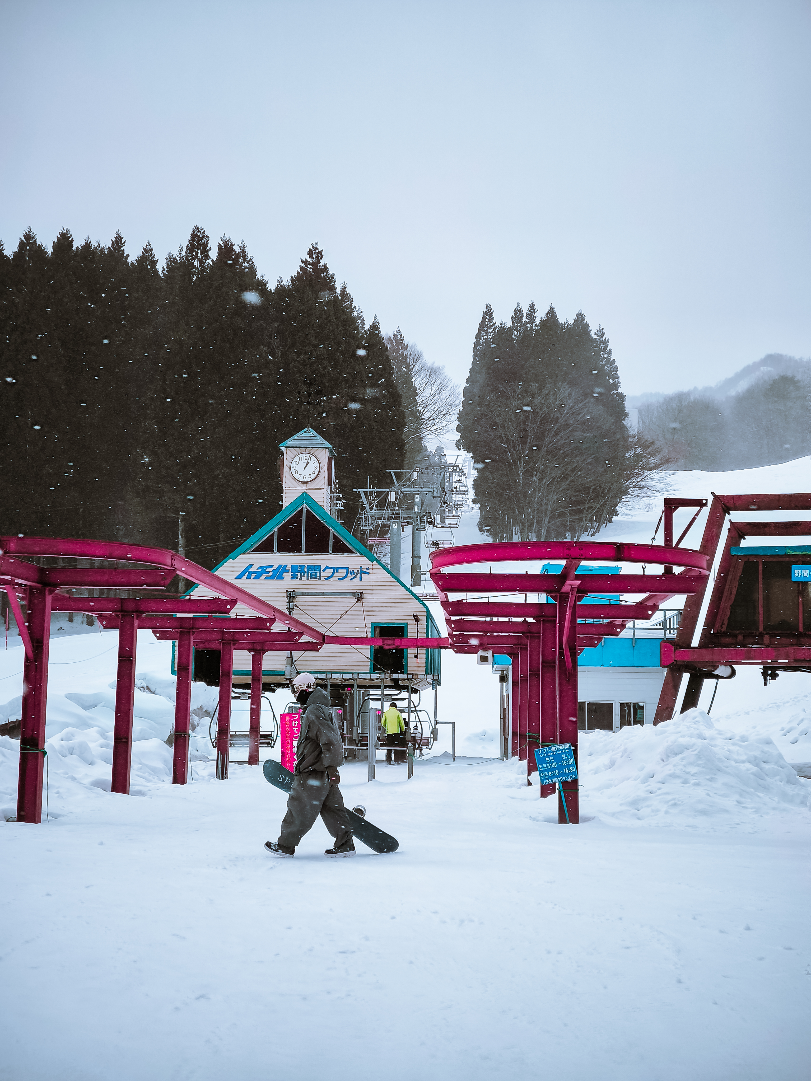 ハチ北野間ゲレンデリフト