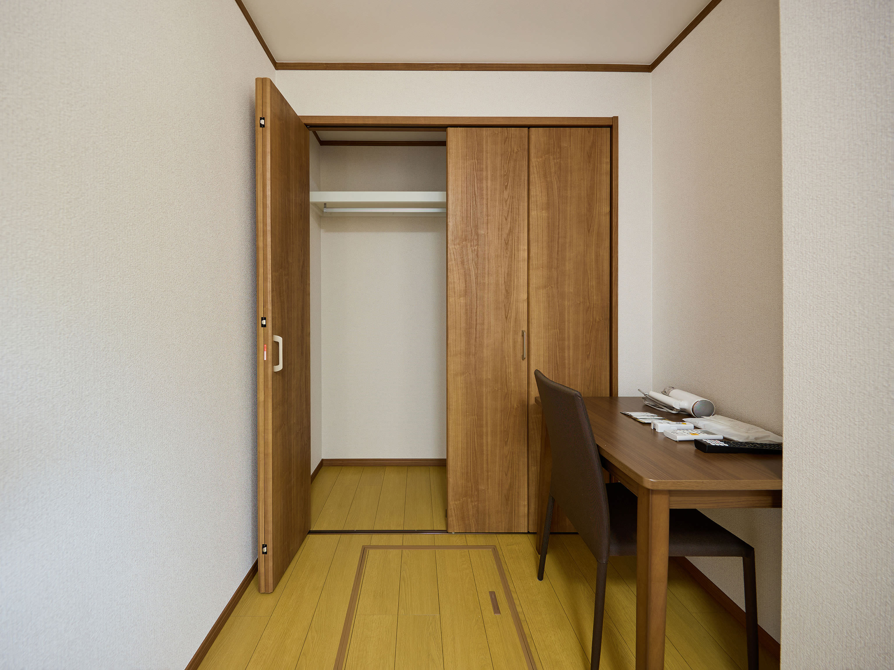 【禁煙】シングルルーム（角部屋）