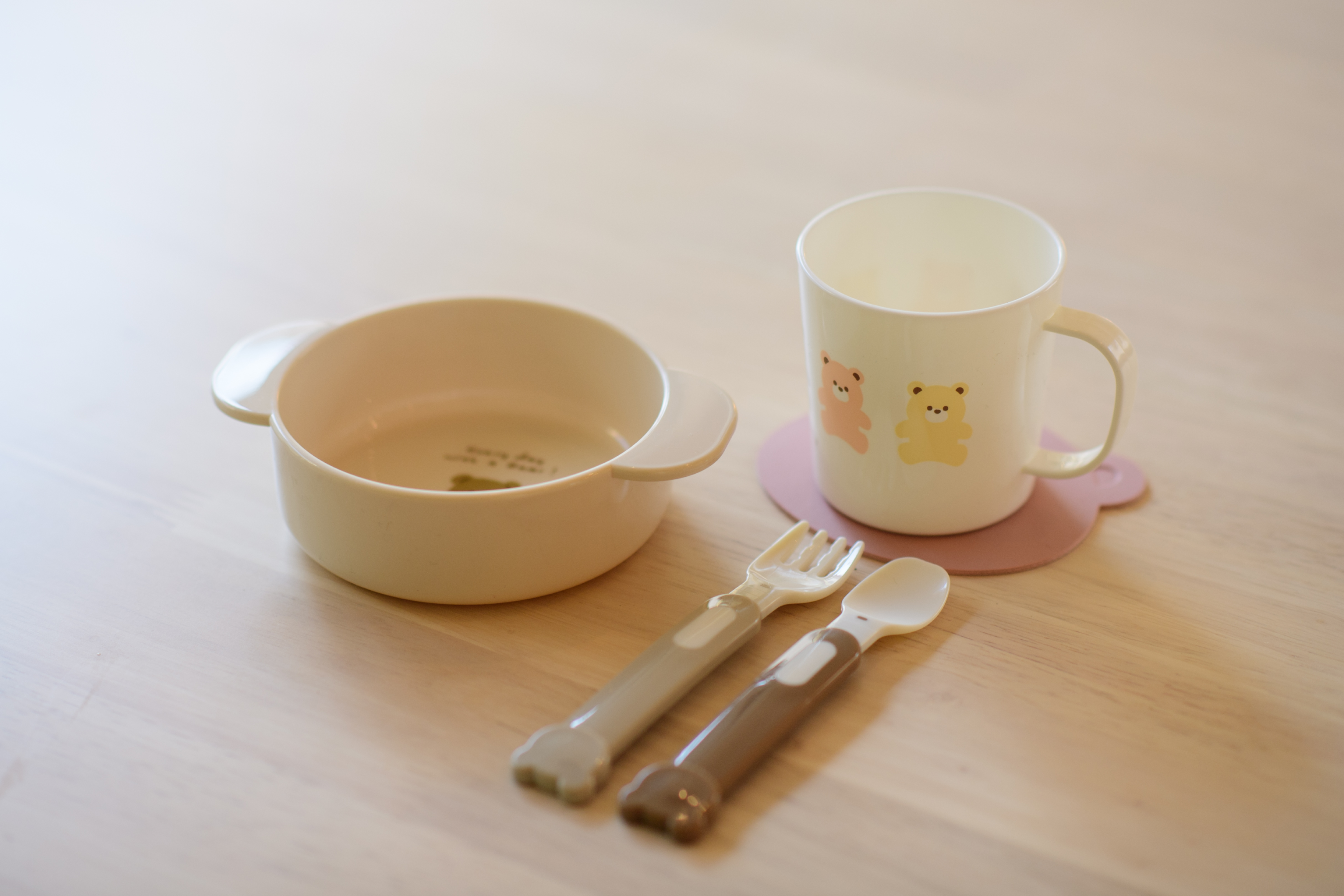 お子様用食器