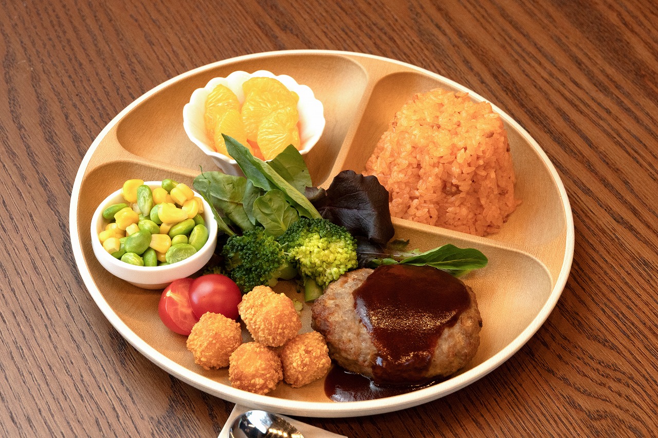 お子さま(小学生未満)　夕食