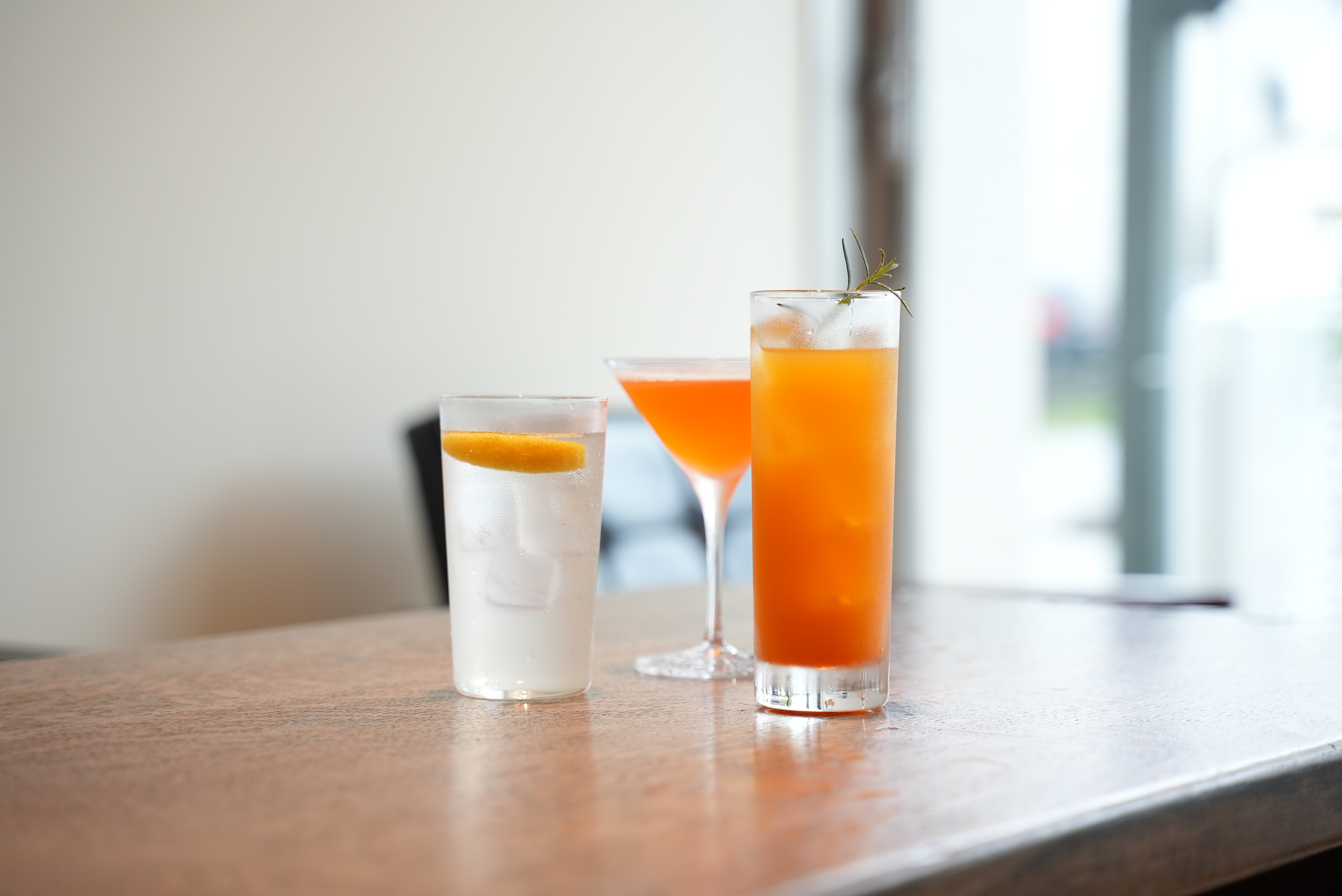 【カフェバー】シーズンに合わせた様々なカクテルをご用意