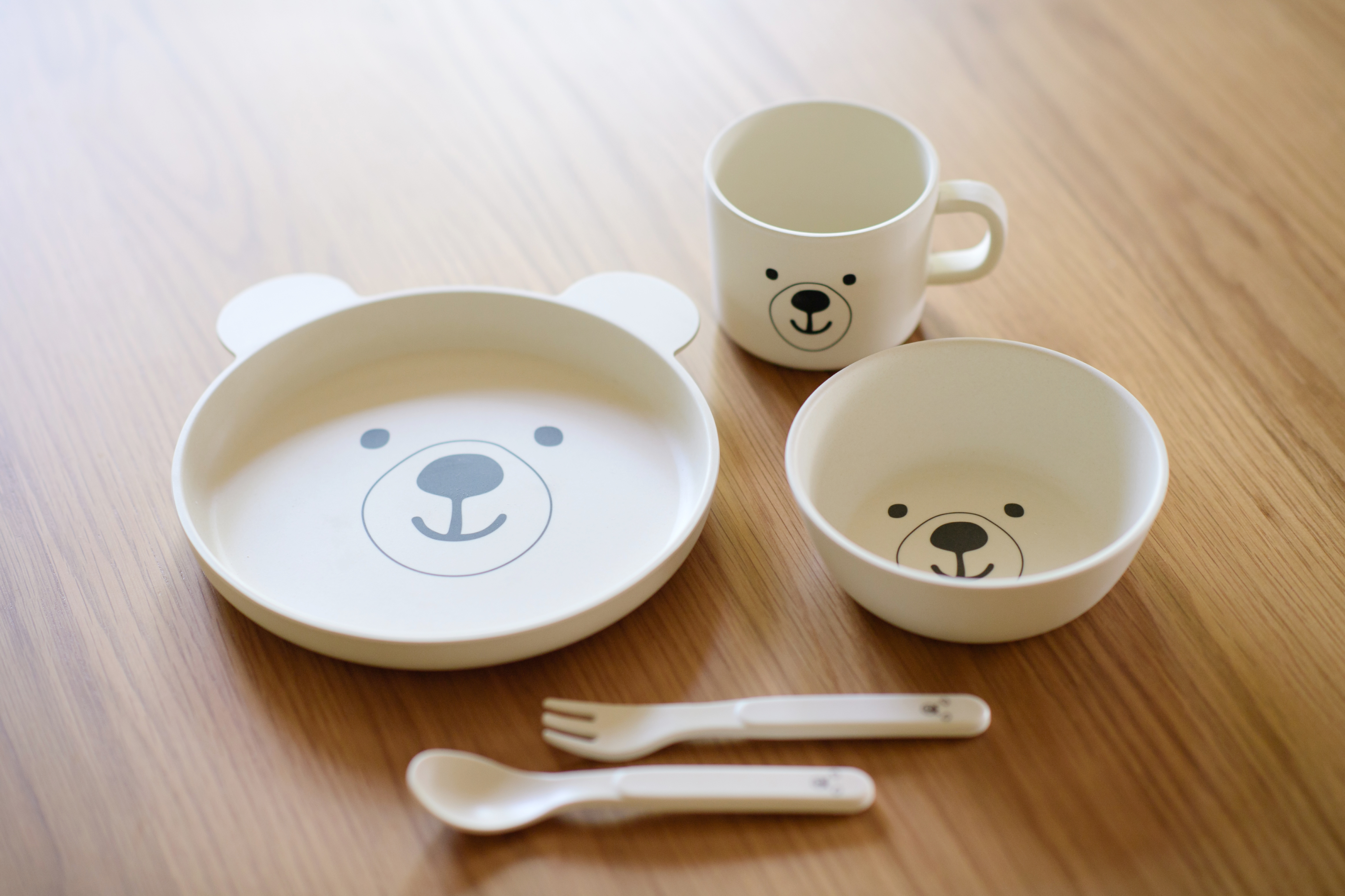 お子さま用食器