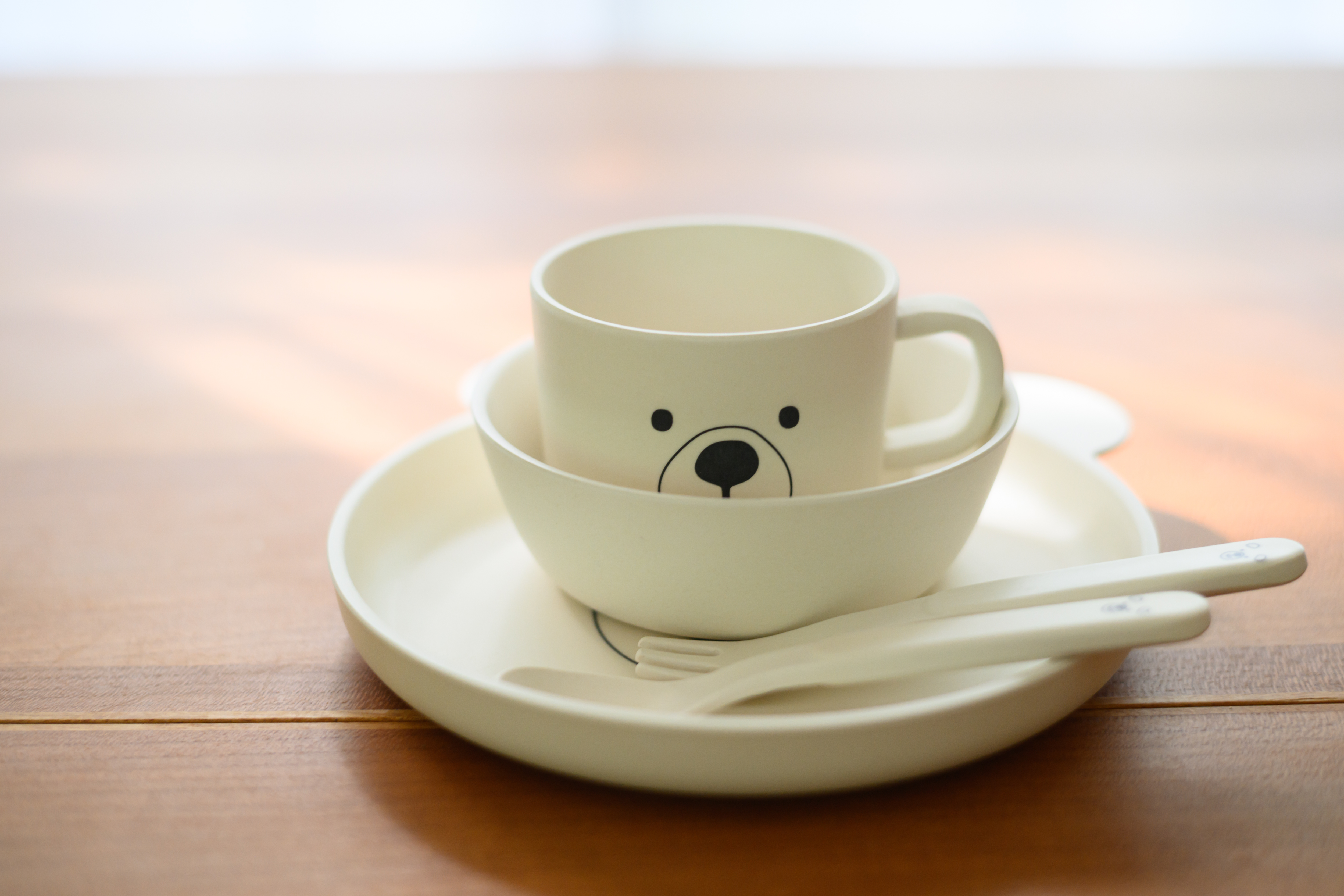 お子さま用食器