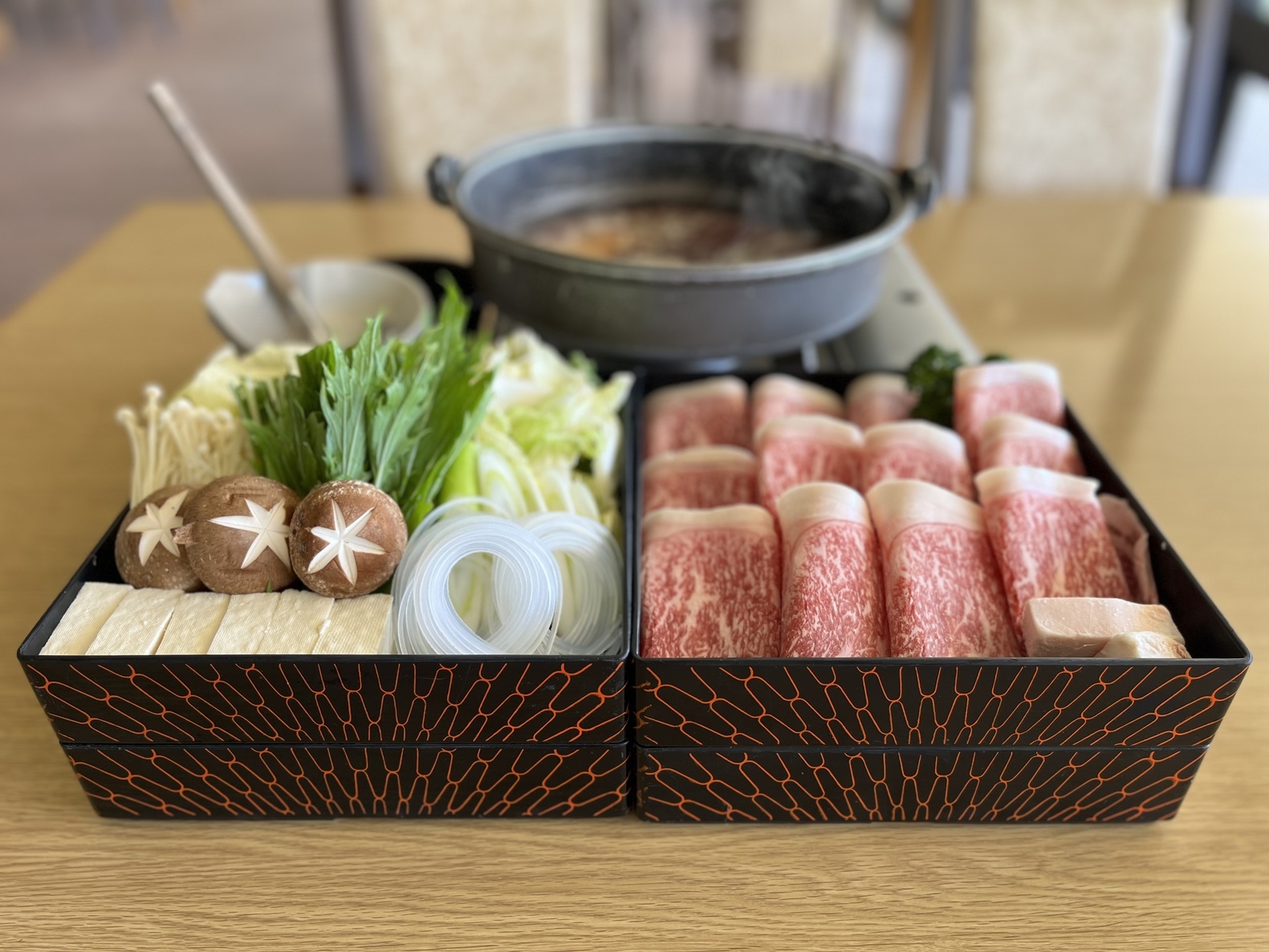 【料理自慢】あったか牛すき焼きを味わう1泊2食プラン