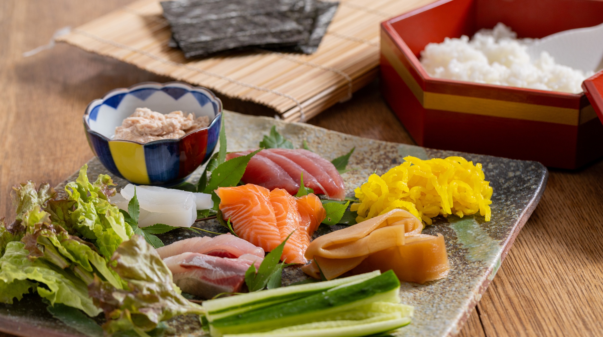 夕食。手巻き寿司。
