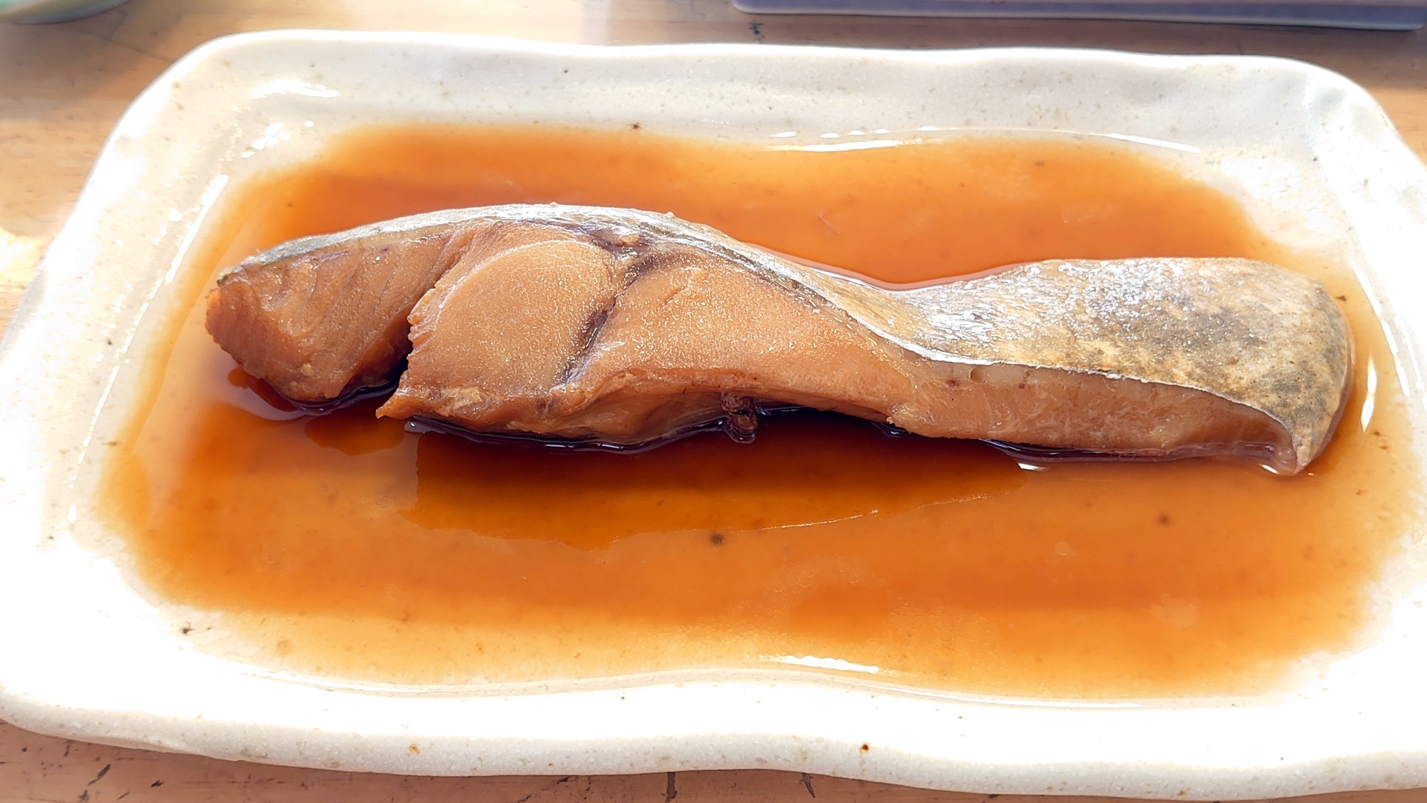*朝食一例/メインはお魚の煮つけ。ホッとする健康的な和朝食です。（メニューは一例です）