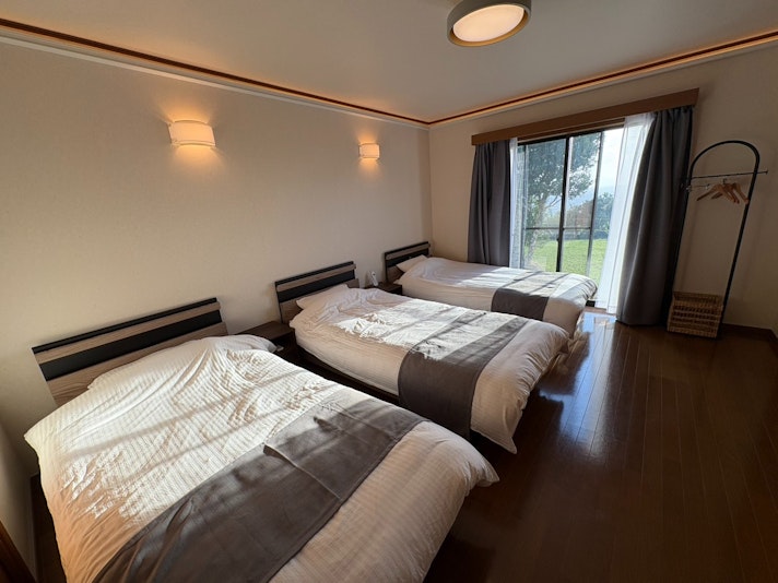 洋室シングルベッド