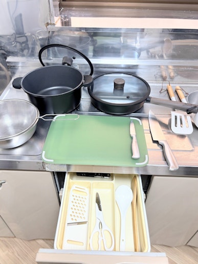 なべ　フライパン　まな板包丁など
