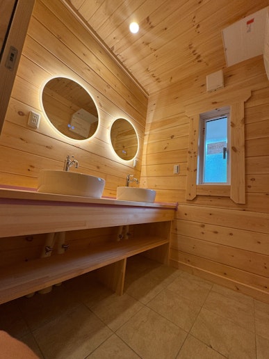 洗面台が２つ、これは便利です