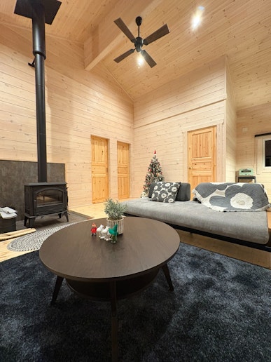 フィンランドで仕入れてきた北欧雑貨がお出迎え