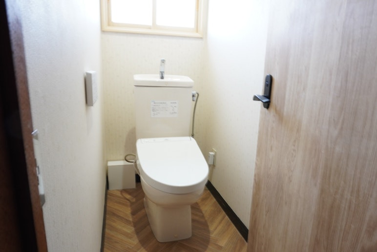 トイレ　ウォシュレット