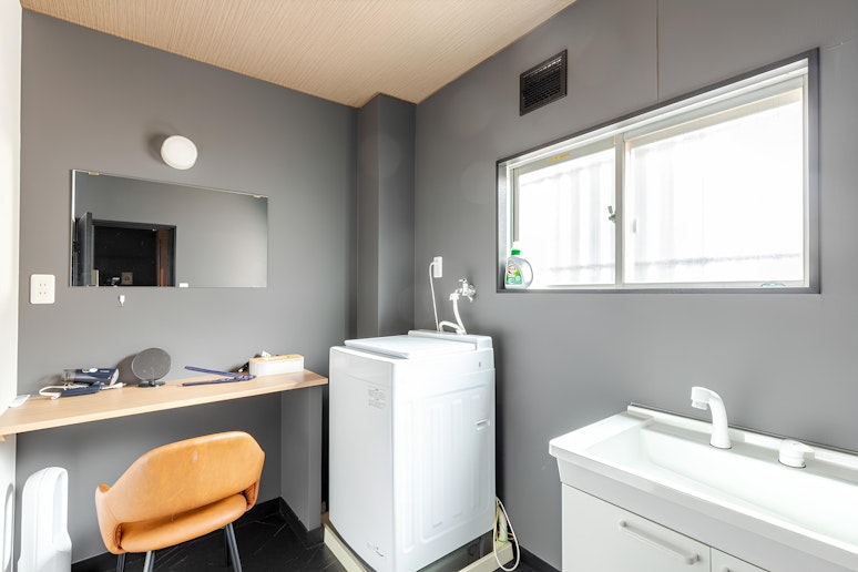 パウダールームです。お化粧や手洗いなどでご使用ください。