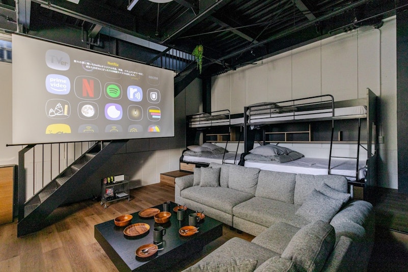 皆様のスマホから各種配信サービスをキャスティング可能です。また、任天堂スイッチ（無料貸出）にて...