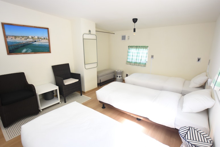 セミシングル４台（共用シャワー・共用トイレ）