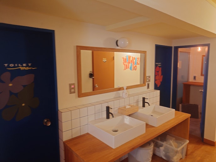 共用バスルーム（共用シャワー・共用トイレ）