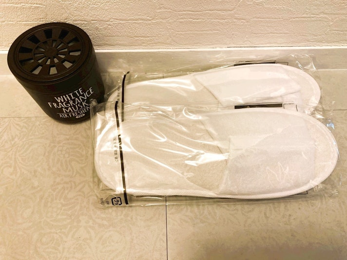 使い捨てスリッパあります