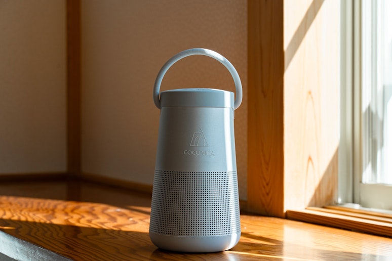 防水スピーカー｜サウナ後の外気浴でも利用できます