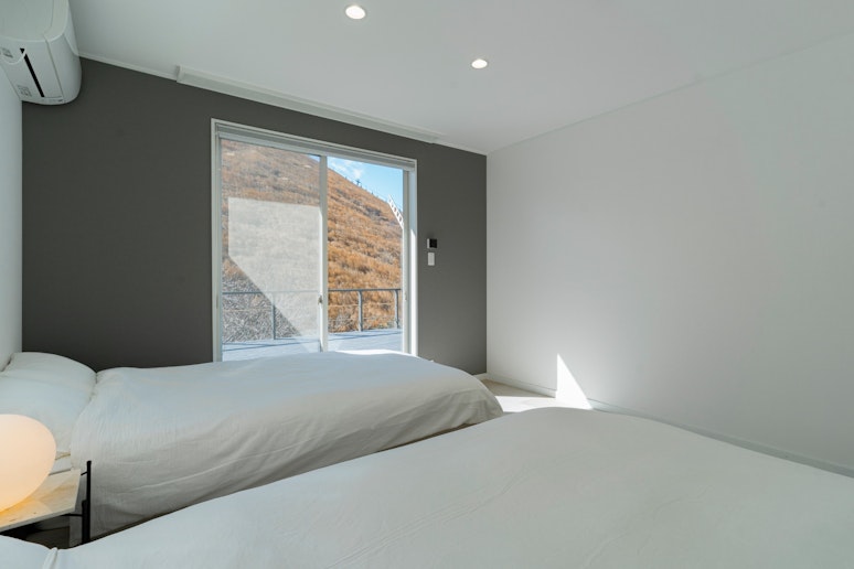 １F寝室（洋室）