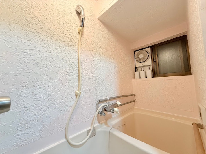 追い焚き機能付の浴室