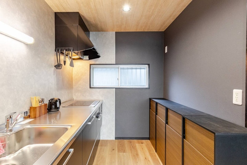 スペースに余裕のあるキッチンスペースです。