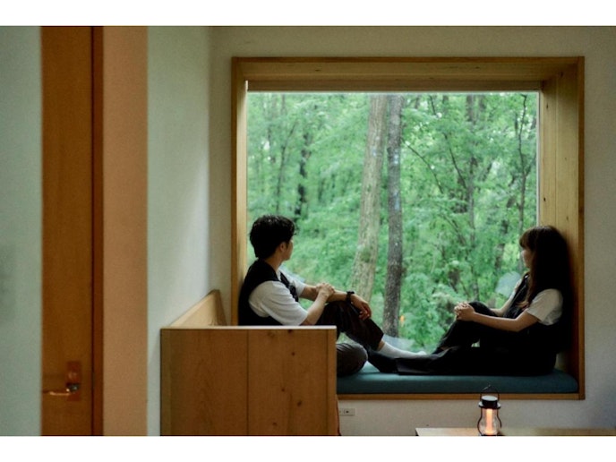 リビングソファでまったり。