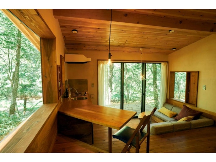 3段構造で奥行を感じられるお部屋