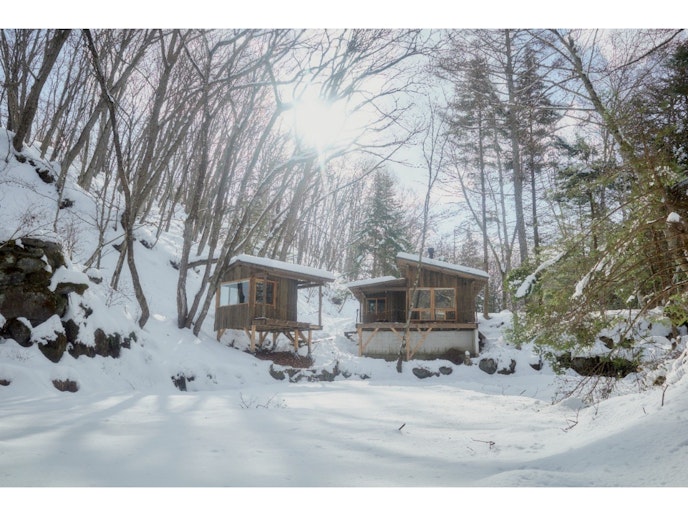 積雪と2棟のお部屋