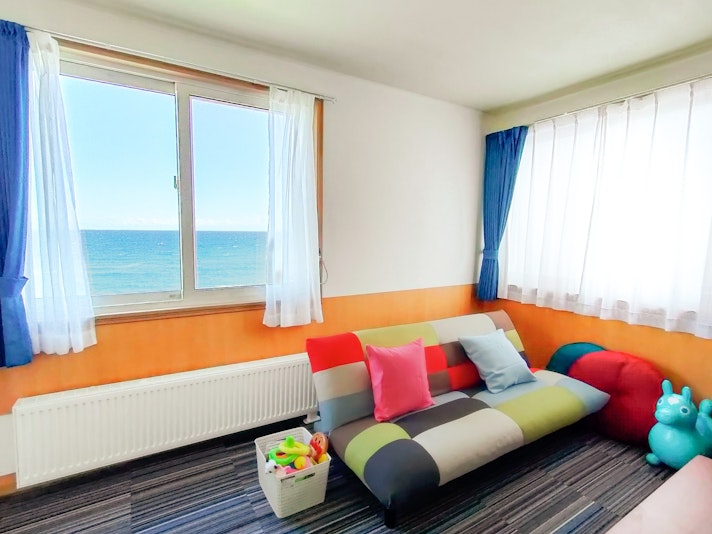 リビングルームの窓からの眺め