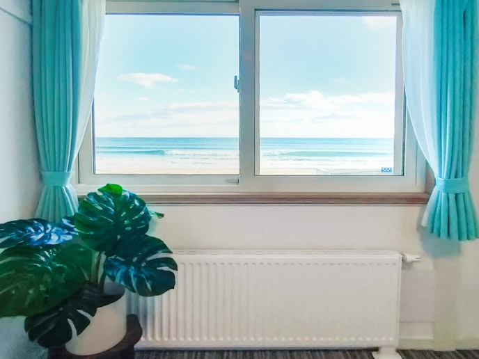 寝室2，窓からの眺め