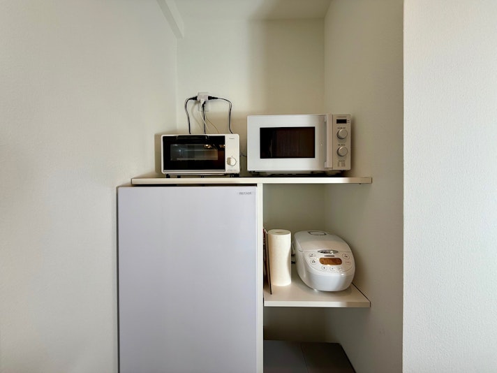 トースター・電子レンジ・炊飯器　基本の家電の準備万端です！