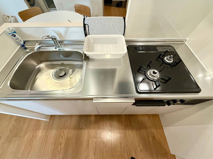 ガスコンロが２口！お料理好きな方へも嬉しい設備です！