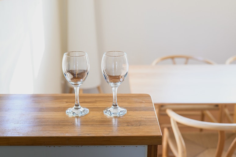 ワイングラスもございますので、ワインを皆様とお楽しみください。