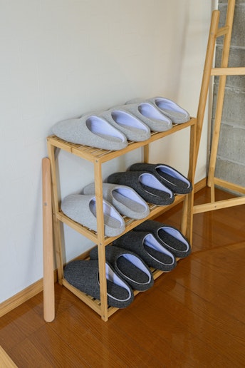 清潔で履き心地の良いスリッパをご用意。足元から旅の疲れを癒してください。