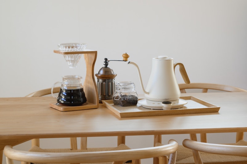 コーヒーを楽しむためのセットをご用意しております。目覚めの一杯、休憩時などにぜひご活用ください。