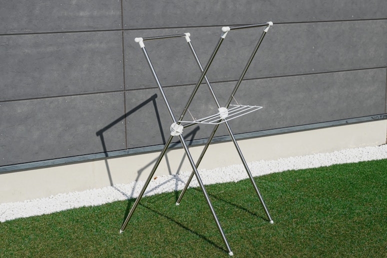 物干しスタンドをご用意していますので、天気の良い日には外で洗濯ものを干すことも可能です。