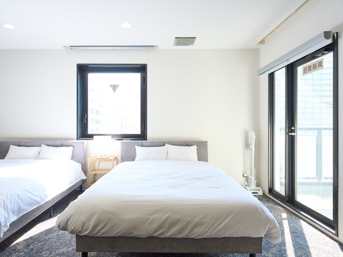 ベッドエリア（ダブルベッド4台）