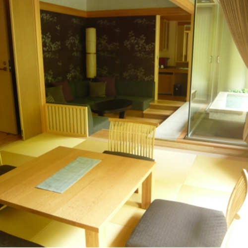 箱根湯本温泉　箱根　花紋 客室