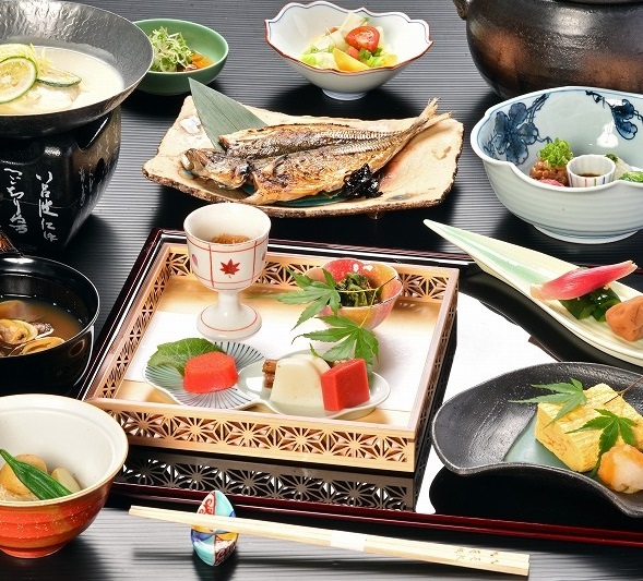 箱根湯本温泉 箱根 花紋