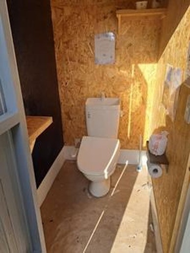 ウォシュレット付きトイレ