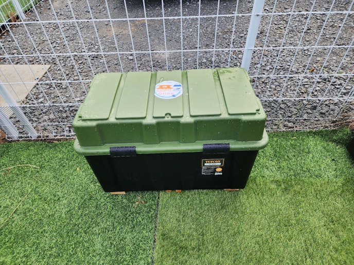 庭内ストッカーにゴミ保管可能。