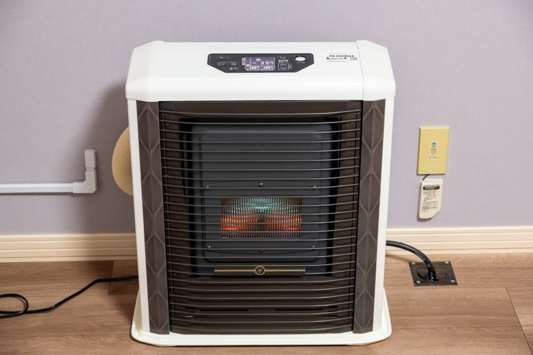 FF式暖房機を備えております。寒い季節も快適にお過ごしいただけます。