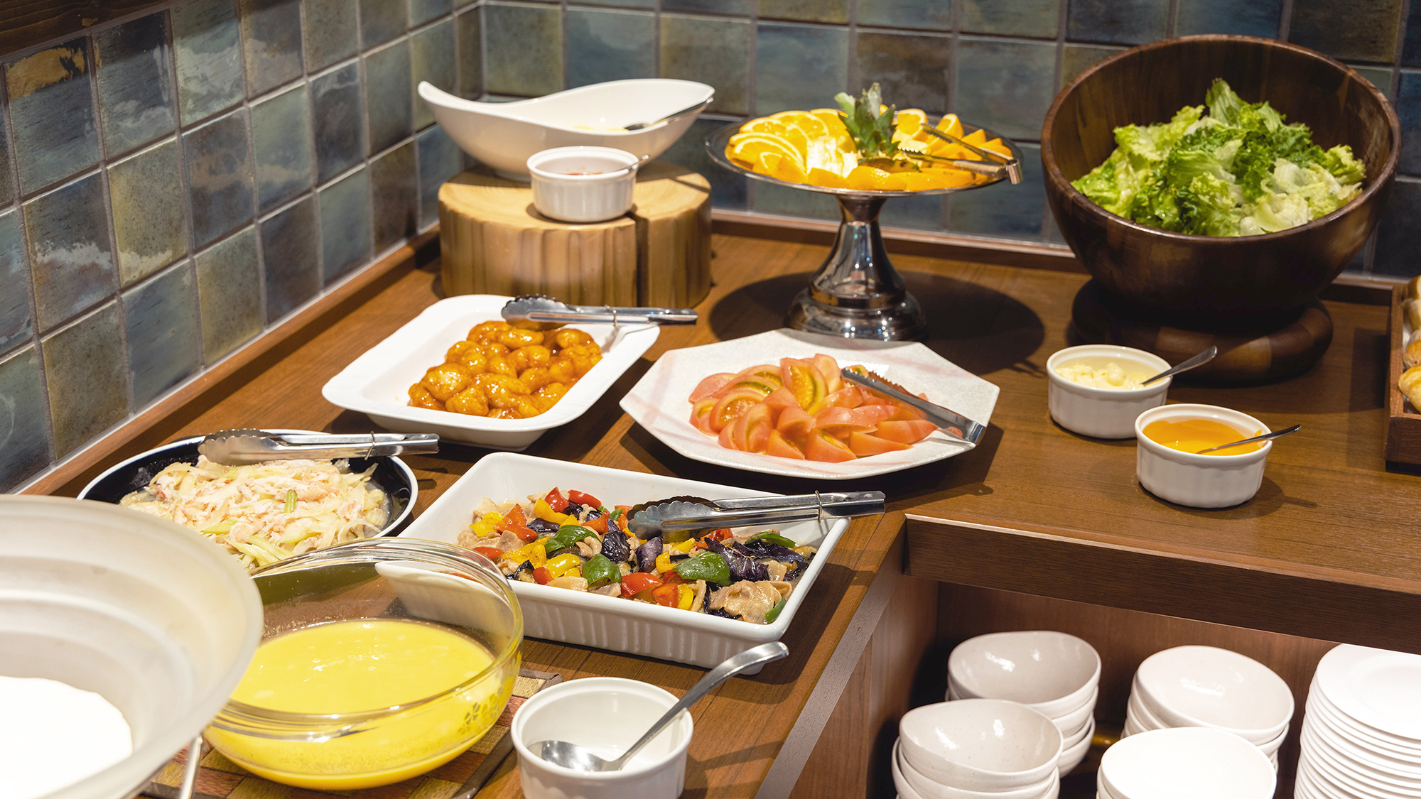 【ご朝食-ハーフビュッフェ】和食派のみならず洋食派の方にも◎「手作り」にこだわったラインナップを