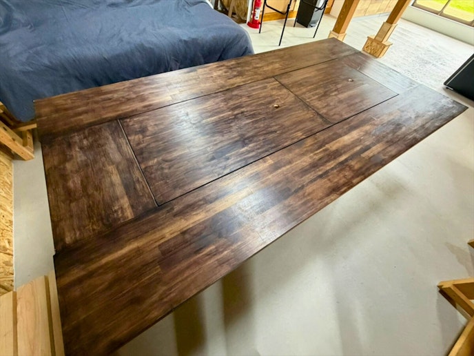 ダイニングテーブル