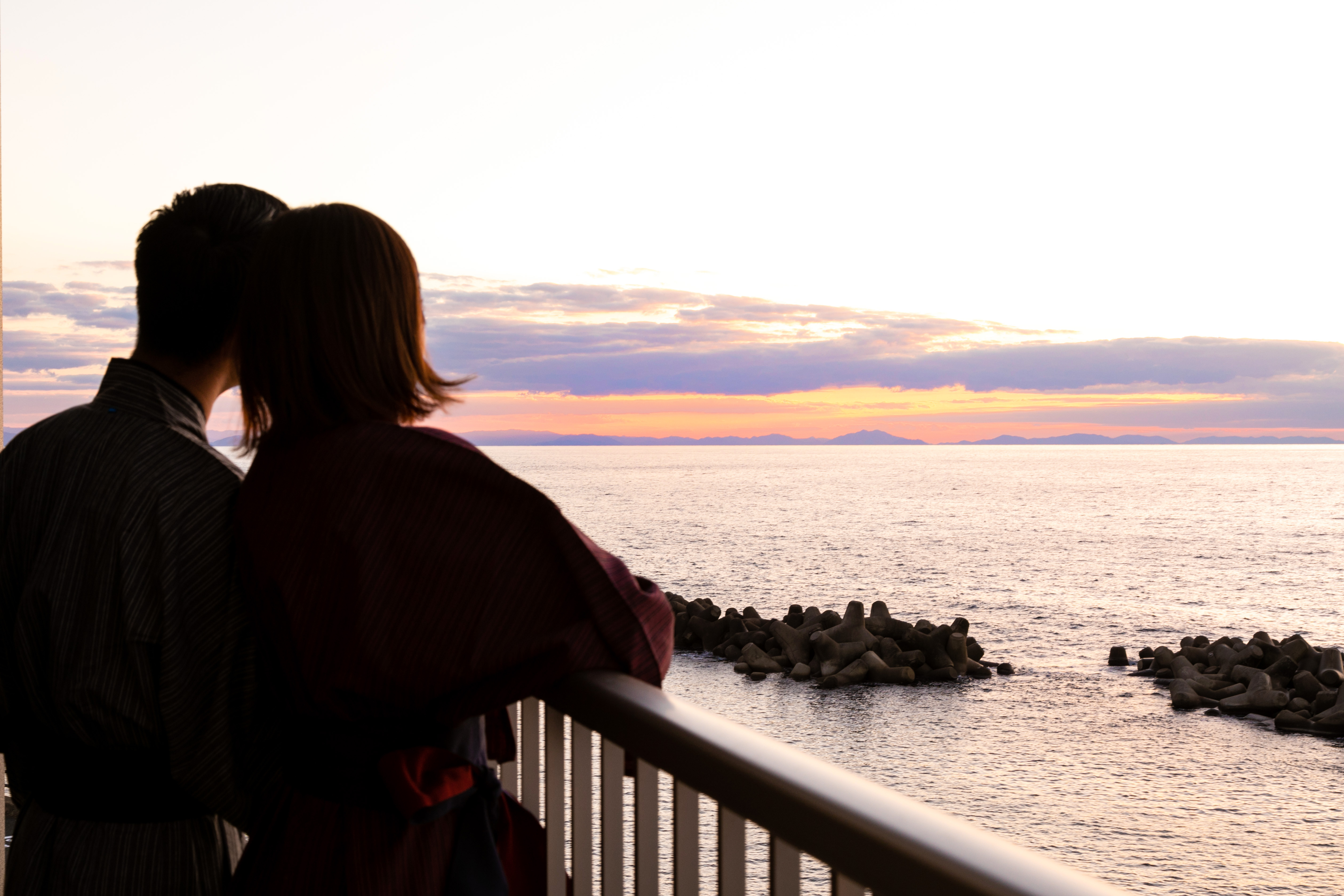 全客室から日本海を一望