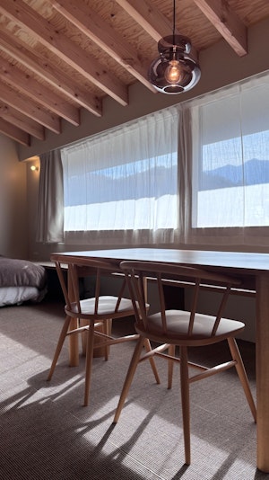 優しい光が差し込むお部屋です