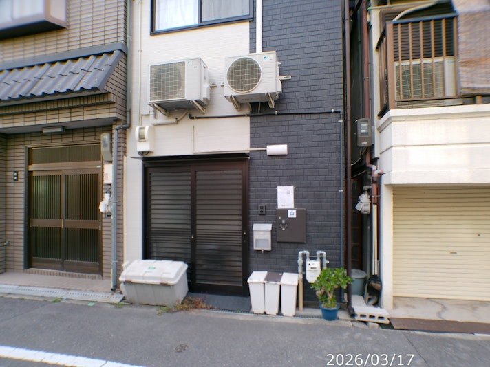 施設外観(ゴミ箱あるもの)