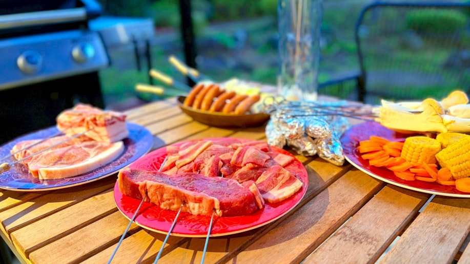 屋根付きBBQテラス